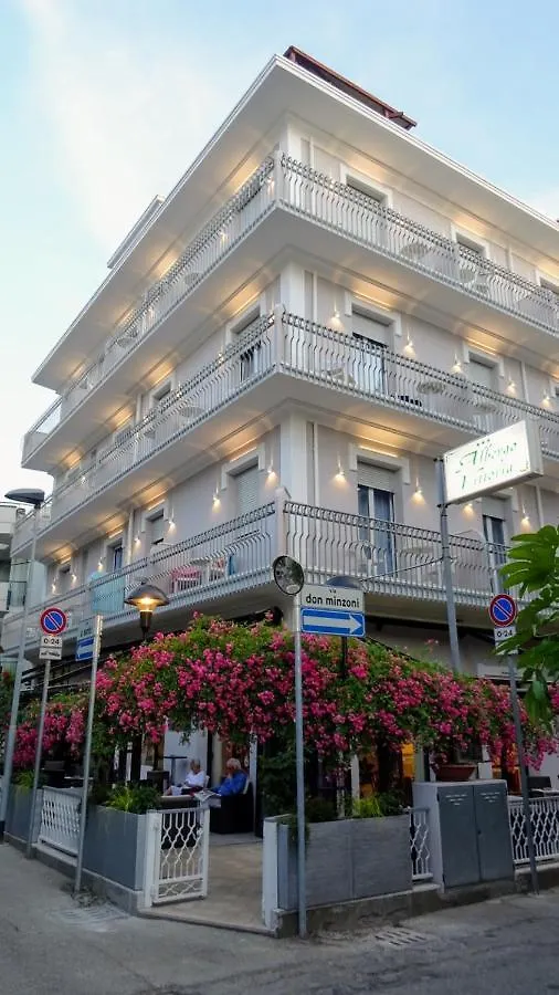 Albergo Vittoria Римини Отель